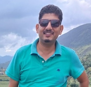 वशिष्ठ आचार्य