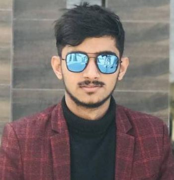 महेश खनाल