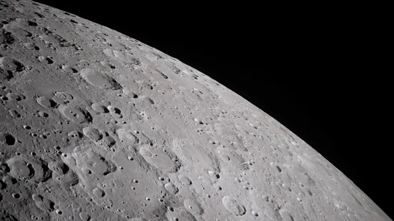 स्पेसएक्स फाल्कन–९ रकेटको क्षतिग्रस्त भाग चन्द्रमामा ठोक्कियो
