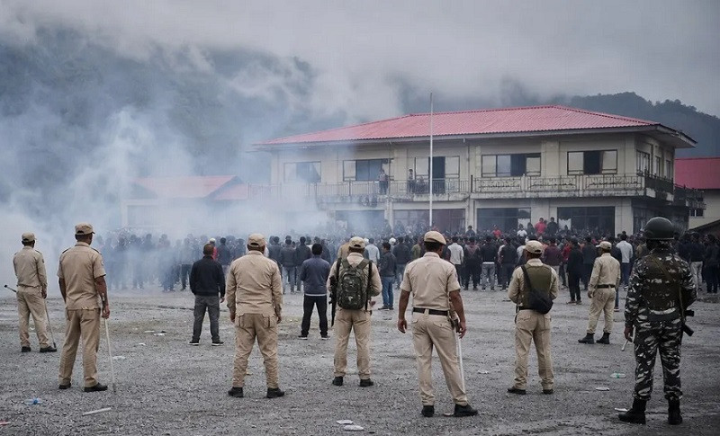 भारतको अरुणाचलमा जलविद्युत् बाँध परियोजनाविरुद्धको प्रदर्शन उग्र