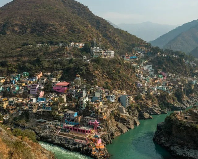 हिमालय क्षेत्रमा अव्यवस्थित निर्माण : ३ लाख मानिस विपद्को जोखिममा