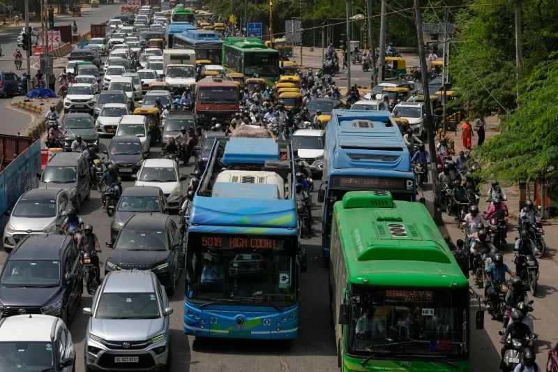 दिल्लीमा वायु प्रदूषण नियन्त्रण गर्न विद्युतीय गाडीको प्रयोग बढाउने नीति
