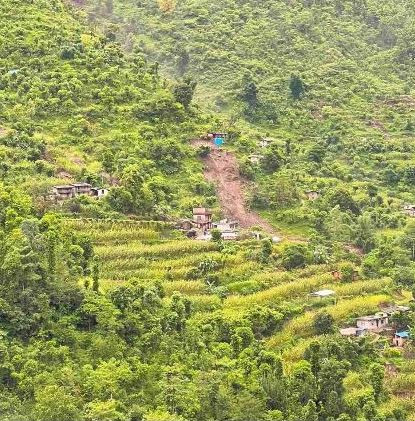 जाजरकोटमा पहिरोमा परी १ जनाको ज्यान गयो, पुरिएका ३ जनाको खोजी चल्दै