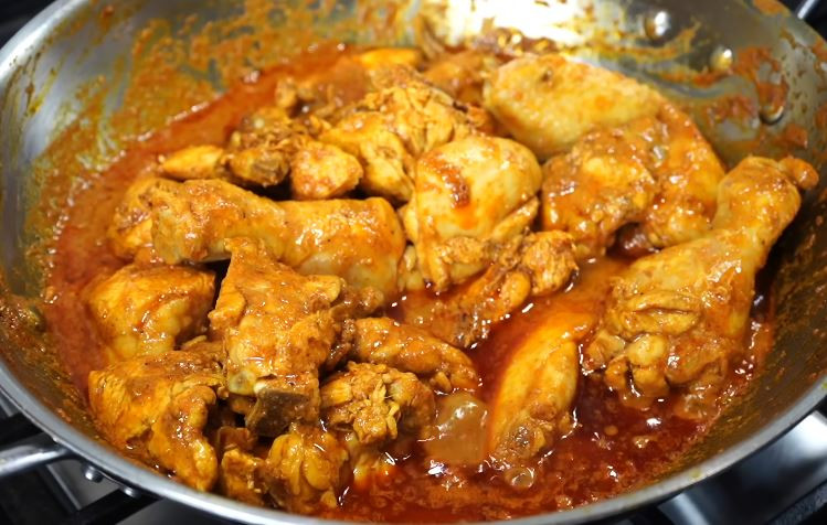 ‘मासु खाँदा हड्डी अड्किए आफैँ निकाल्ने प्रयास नगर्नुस्’
