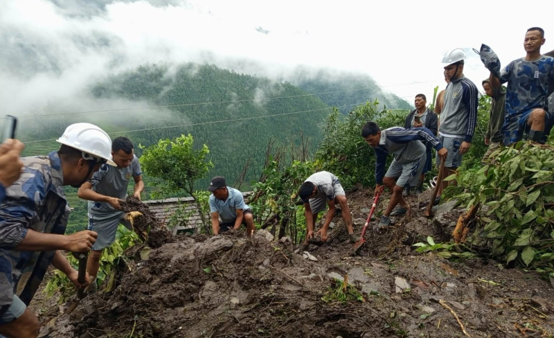 जाजरकोट र रोल्पामा गरी पहिरोमा ज्यान गुमाउनेको संख्या ४ पुग्यो
