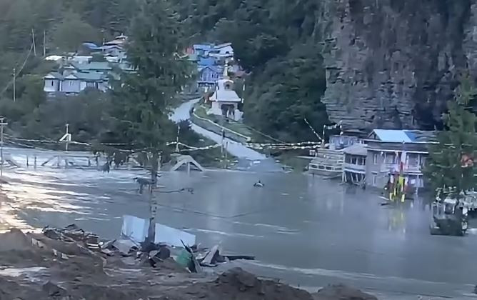 थुनिएको मर्स्याङ्दी नदी क्रमशः खुल्दै