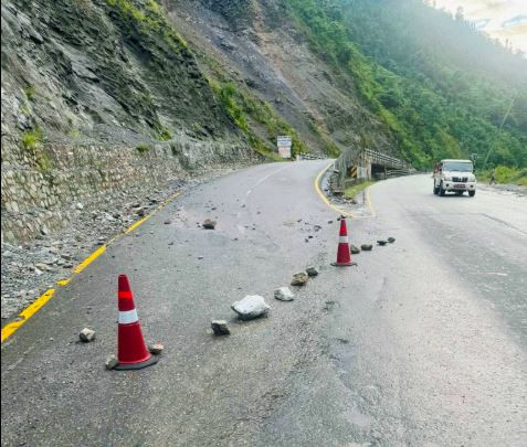 नारायणगढ–मुग्लिन सडकखण्ड आजदेखि आंशिक बन्द