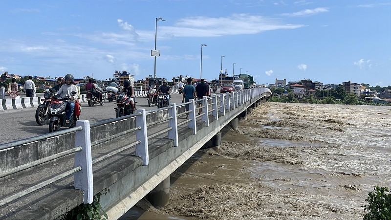 नारायणीको जलसतह अहिलेसम्मकै उच्च