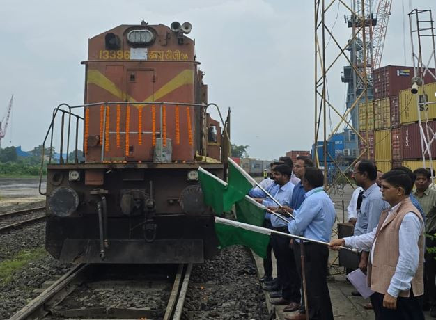 कोलकाताबाट विराटनगरका लागि पहिलो पटक कार्गो रेल सेवा शुरू