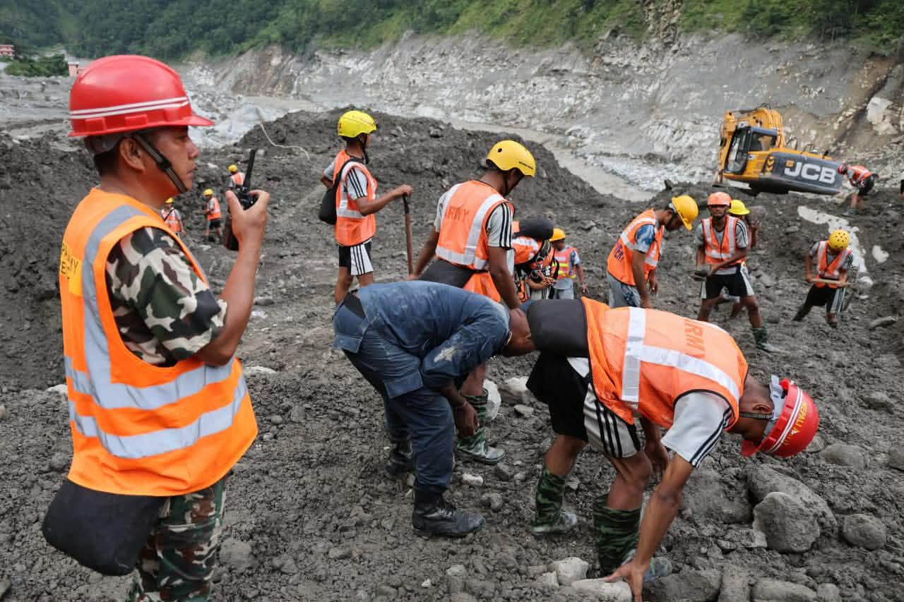 त्रिशूली–३ ‘ए’ को टनेलभित्र फसेकाहरुको उद्धार प्रयास चल्दै