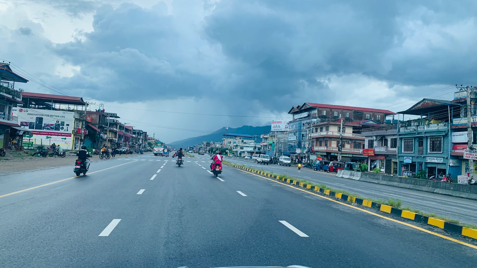 नारायणगढ–बुटवल सडक विस्तार अन्तिम चरणमा, अब दुई घण्टामा नारायणगढदेखि बुटवल