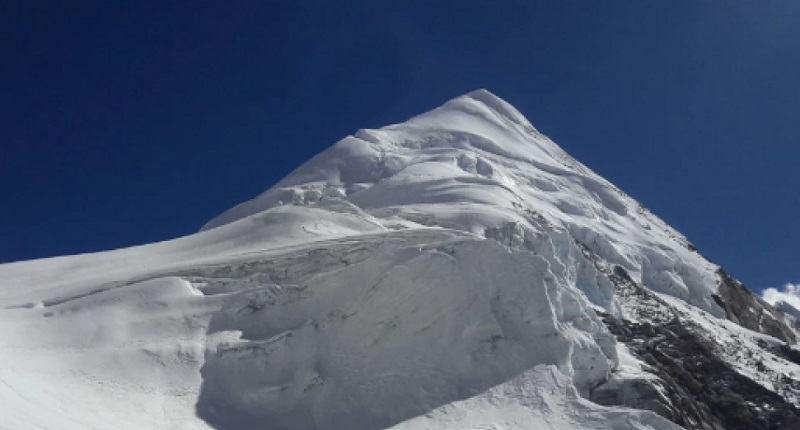 दोलखाको यलुङ री हिमालको आधार शिविरमा ५ वटा शव भेटिए