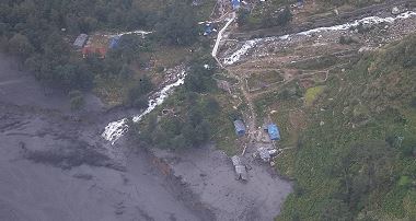 भोटेकोशीको झल्को दिने बुढीगण्डकीको बाढी (फोटो फिचर)