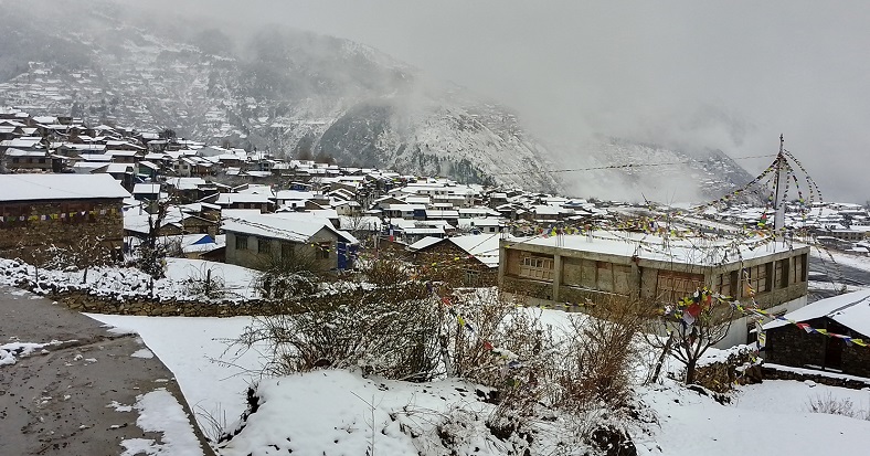 हिमपात भएपछि हुम्लामा जनजीवन प्रभावित