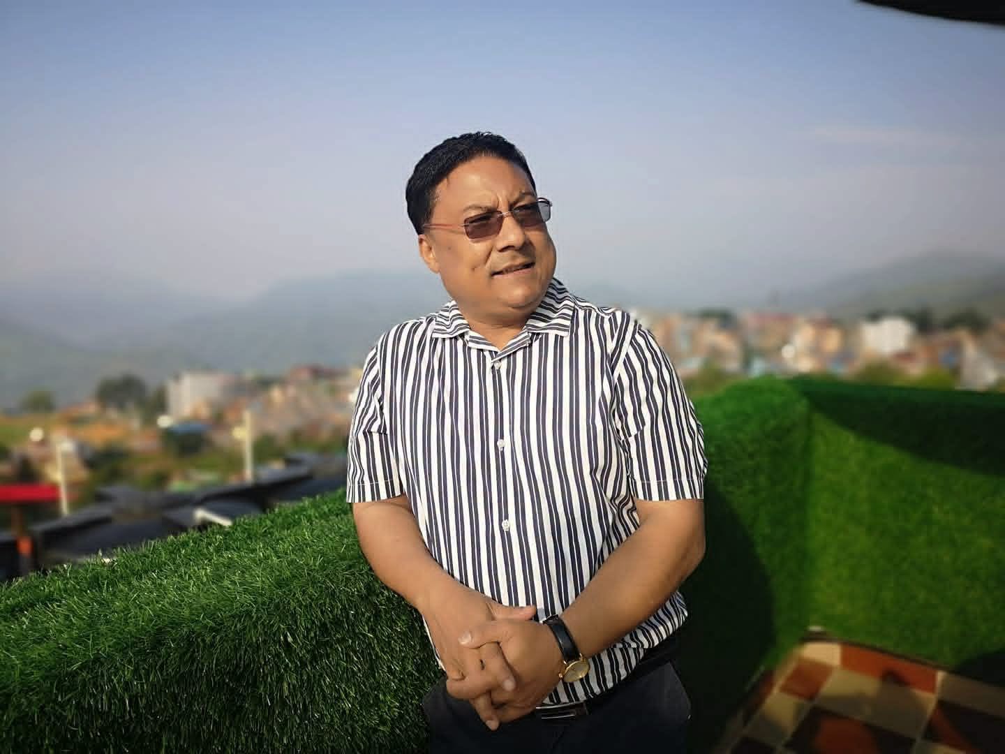 पत्रकार किशोर श्रेष्ठ पक्राउ
