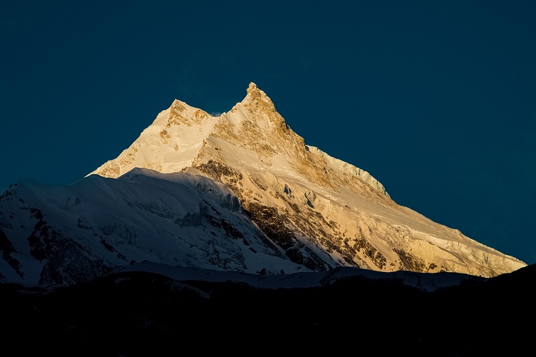 हिमपातका कारण मनास्लु आरोहण नगरी फर्किए आरोही