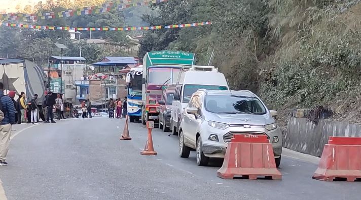 पृथ्वी राजमार्ग, गल्छी–स्याफ्रुबेँसी र मुग्लिन–नारायणगढ सडकमा तत्काल यात्रा नगर्न आग्रह